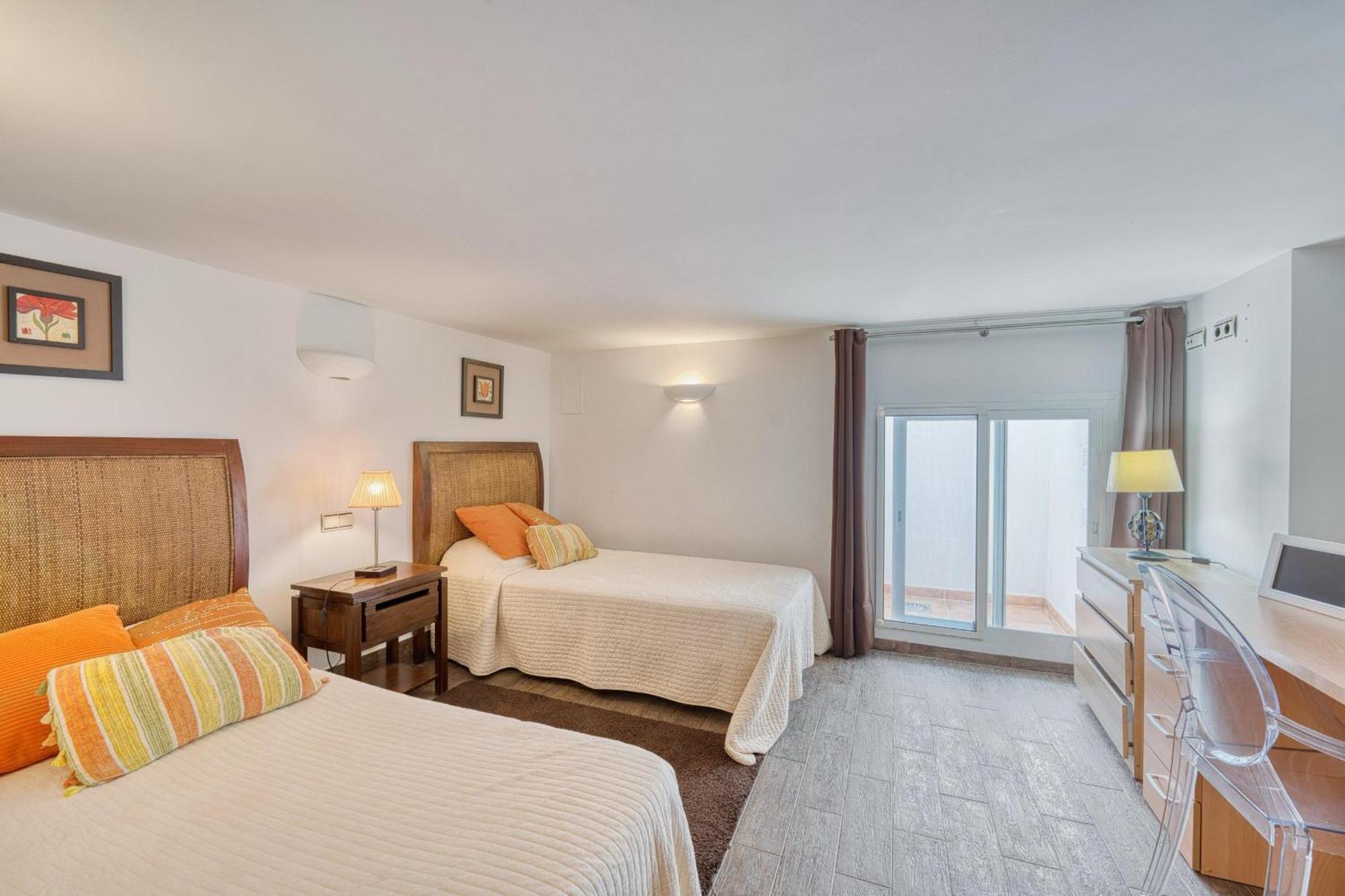 3068 Luxury Family Townhouse In Elviria, * Marbella