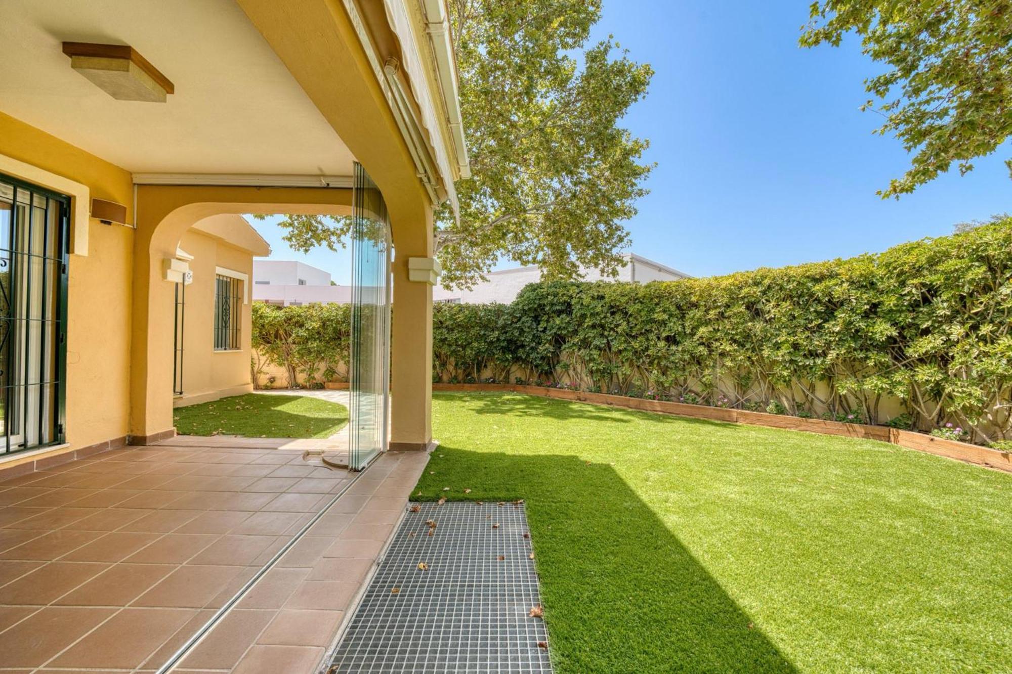 Holiday home 3068 Luxury Family Townhouse In Elviria,