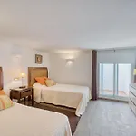 3068 Luxury Family Townhouse In Elviria, Marbella